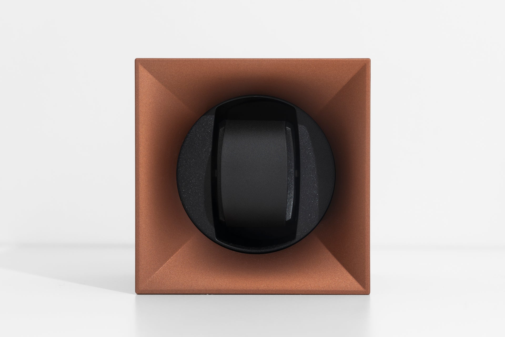 remontoir montre automatique marron