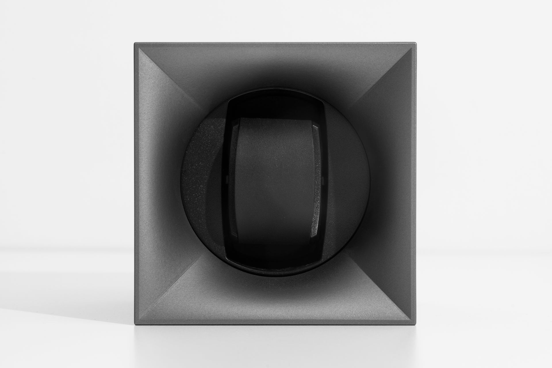 Remontoir montre automatique gris